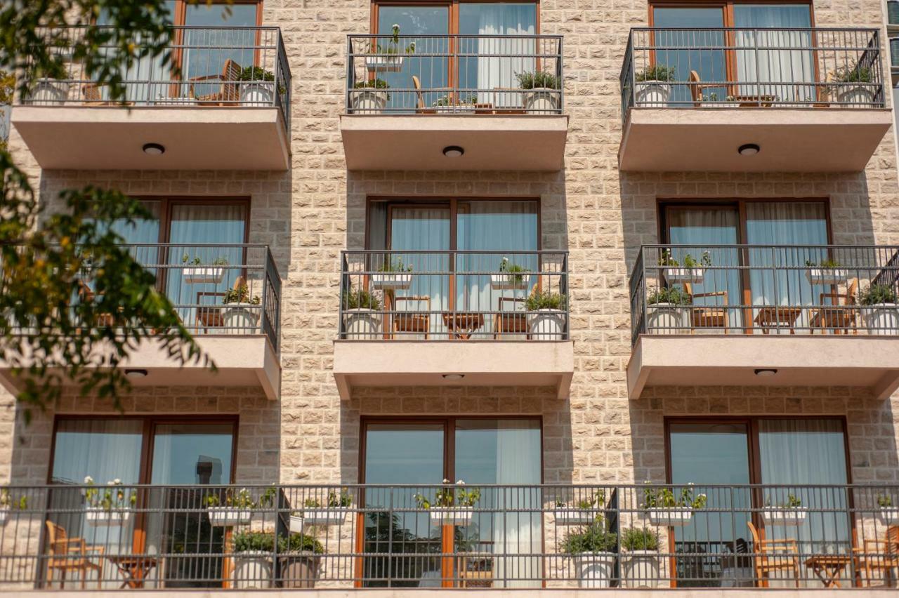 Hotel Twelve By Aycon Budva Exteriör bild