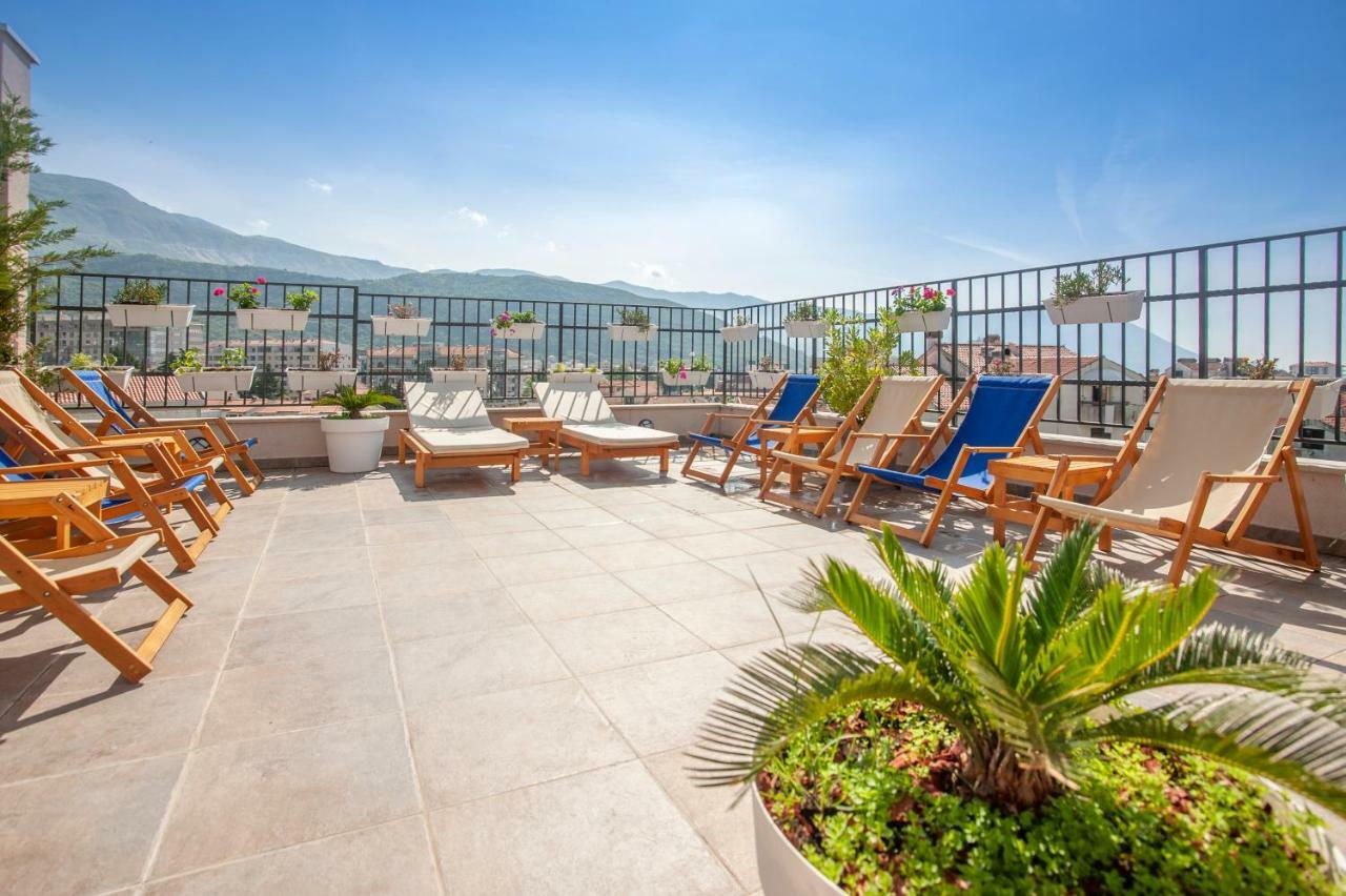 Hotel Twelve By Aycon Budva Exteriör bild