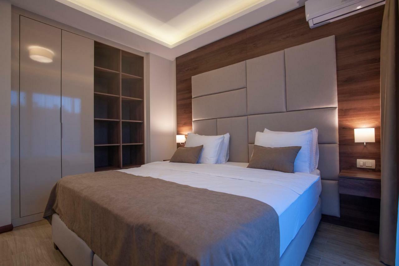 Hotel Twelve By Aycon Budva Exteriör bild